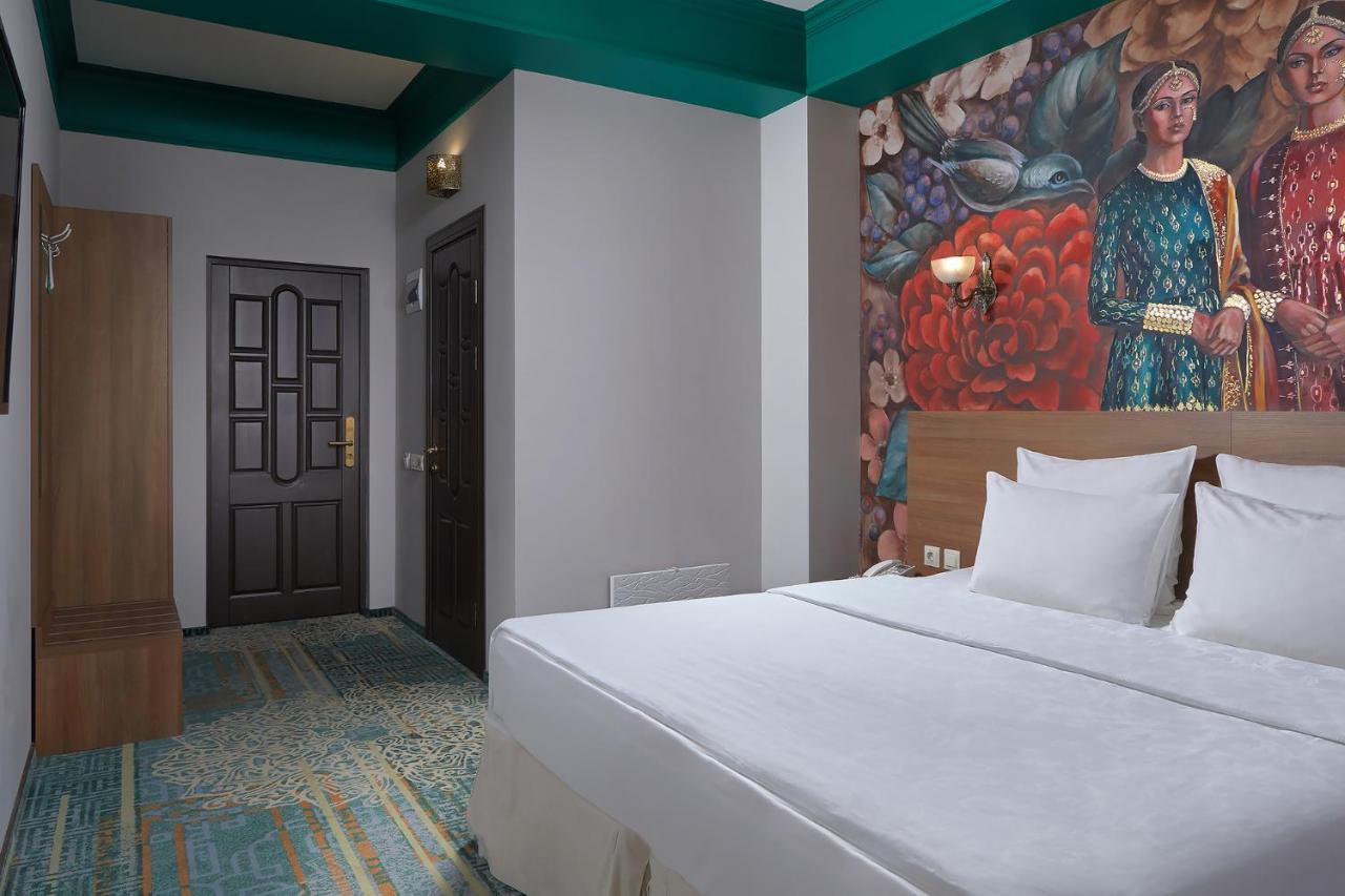 Garuda Boutique Hotel Сухумі Екстер'єр фото