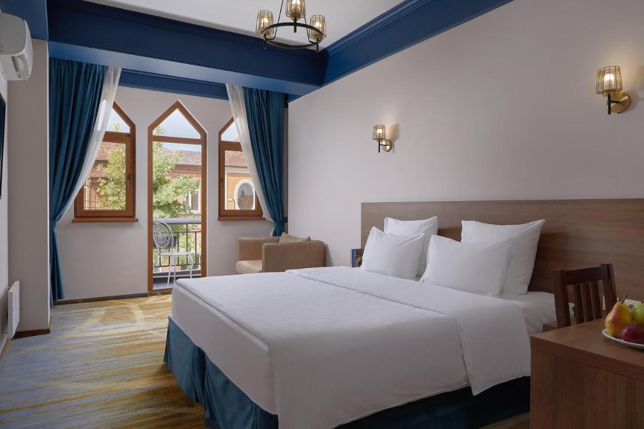 Garuda Boutique Hotel Сухумі Екстер'єр фото