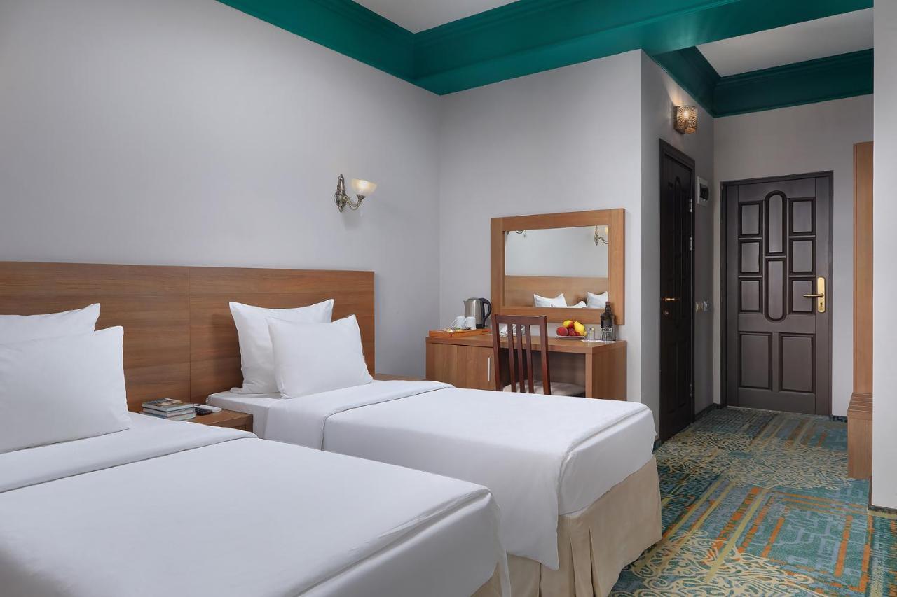 Garuda Boutique Hotel Сухумі Екстер'єр фото