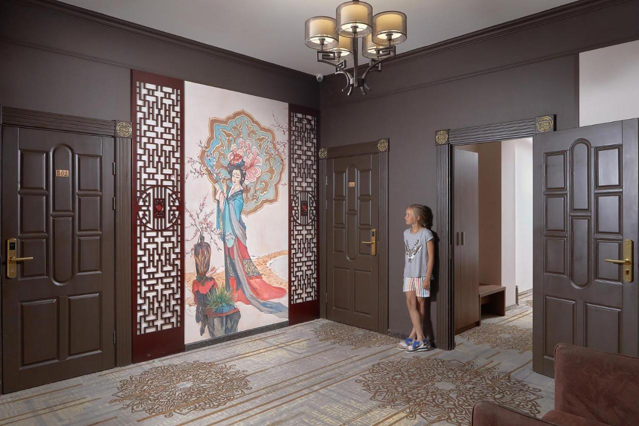 Garuda Boutique Hotel Сухумі Екстер'єр фото